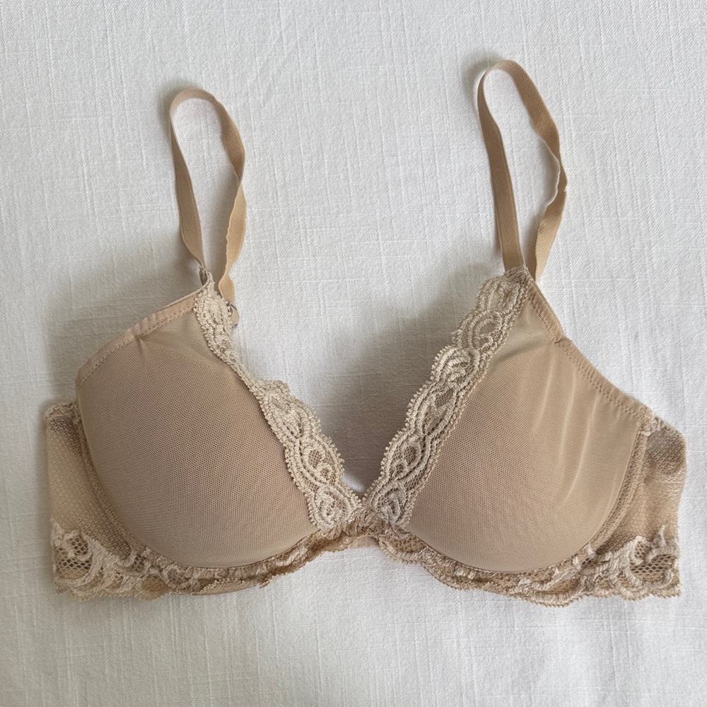 Natori Feathers Lace Trim Beige Bra